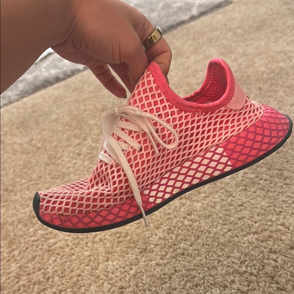 Pink adidas women’s deerupt mesh Sneakers